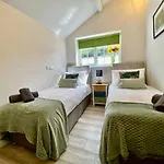 The Lodge At Pickford House Nec And B\'Ham Airport, Coventry