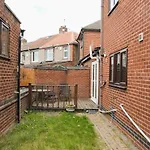Coventry Deluxe Rooms By Payman Club