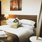 Bede Apartments