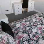 Wonderland Guest House