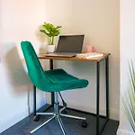 Ranby House - Cosy 2 Bed Home With Free Parking & Netflix By Rocketbnb