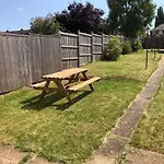 Coventry Modern House, Private Parking, A45 A46, Sleeps 6, By Empower Homes