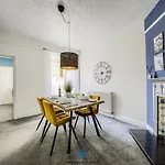 Coventry Stylish House, City Centre, Free Parking, Sleeps 5, By Empower Homes