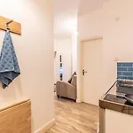 Cosy Modern Apartment, Grand Victorian Building, 5 Mins To Coventry City Centre