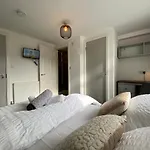 Nice Living Serviced Accommodations 2