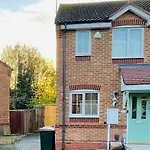 Mezzo House- Entire Property