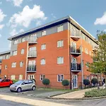 Entire Ground Floor Modern Apartment In Coventry City Centre