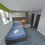 New House - Magnificent Studios In Coventry City Centre, Free Parking, By Covstays