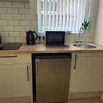 Wren Studios - Luxury 1 Bed Serviced Suites