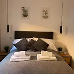 Wren Studios - Luxury 1 Bed Serviced Suites