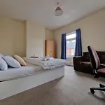 Nice Living Serviced Accommodations 5