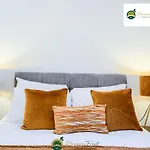 3 Bedroom Coventry House By Passionfruitproperties With Free Wi-Fi, Large Garden And Driveway - 52Nrc