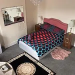 Quite Broad Rest 3