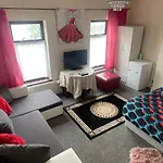 Quite Broad Rest 3