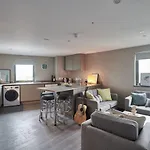 Modern Ensuites With Shared Kitchen At Trinity View In Coventry