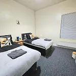 Spacious Luxury Near City Center Free Parking