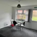 Homestays-Close To Coventry City And University I Free Parking I Wi-Fi