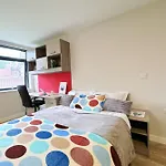 Bright And Modern Studios And Apartments At Manor Park Court Coventry