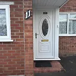 Practical Onsite Cosy Studio With Shared Entrance