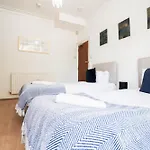Prime 4-Bedroom House In The Heart Of The City