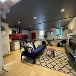 Coventry Cozy Cottage