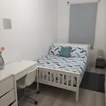 Comfortable Double Bed Located Near City Centre, Suitable For Contractors Health Care Professionals Or Long Business Stays In Coventry Or Delightful Holidays In Coventry Or Within The West Midlands Area Free Wifi Tea And Coffee Provided
