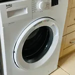 Double Room Best Location Near Shopping Center & Free Parking