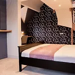 The Jacobean Hotel