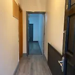 Room In Guest Room - Nice Big Room In Coventry