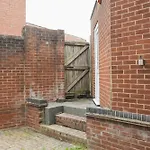 Room In Guest Room - Big Double Room In Coventry
