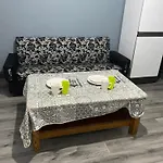 Room In Guest Room - Spacious Room In Coventry City Centre