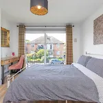 2Br Flat, Free Parking, Wifi, Smart Tv