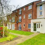 2-Br Apartment, En-Suite, Allocated Parking, Next To Playground