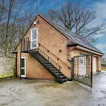 Beautiful Country Apartment, Rated Exceptional