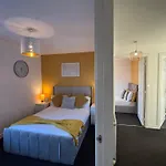 Apollo Apartment
