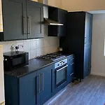 Double Room Cv1 Short Term Let