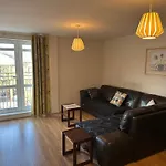 Cozy-Citycentre-1Bedroom-1Bathroom-Wifi