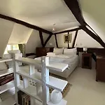 Grade II Listed Cottage In Berkswell, Close To Nec & Bhx