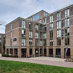 For Students Only The Oaks In Coventry