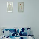Luxurious 2 Beds Urban Glint By Goo Living