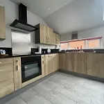 Entire Cottage Close To Coventry City Centre With 4 En Suite Bedrooms And Gated Parking