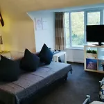 Highcroft Guest House