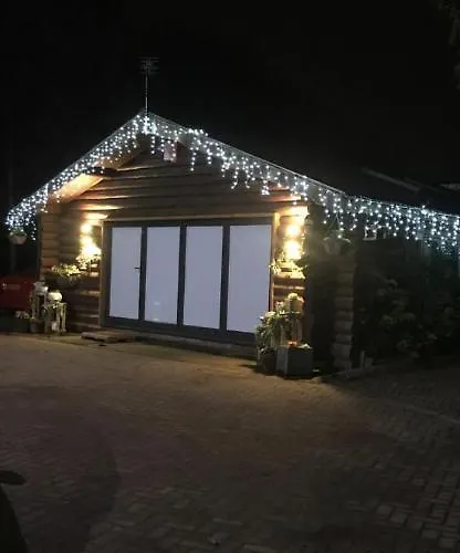 Log Cabin