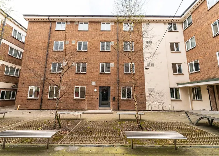 Modern And Trendy Studios At Sherbourne Village In Coventry