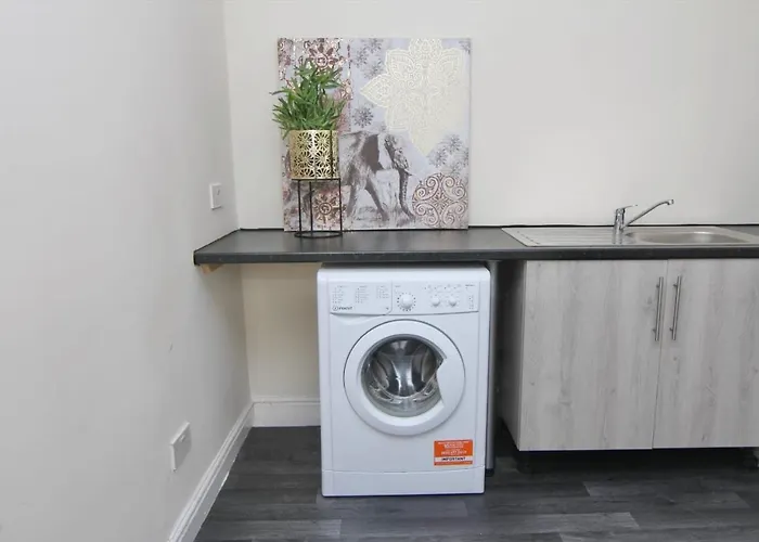Charming Studio 2 Mins Walk To Belgrade Theatre
