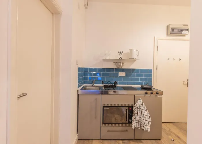 Cosy Modern Apartment, Grand Victorian Building, 5 Mins To Coventry City Centre