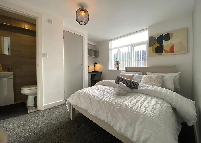Nice Living Serviced Accommodations 2