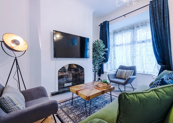 Foxton House Stylish 3Bed Retreat - Walk To Coventry\'S Delights