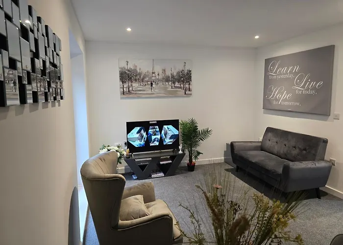 Well-Preserved 2 Bedroom Flat Apartment Around Ricoh Arena-Coventry City Fc