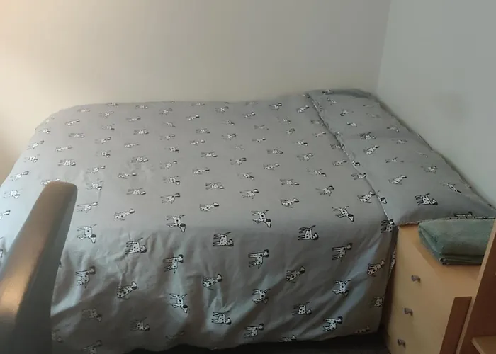 Double Room Close To Uni & Shopping Center & Free Parking